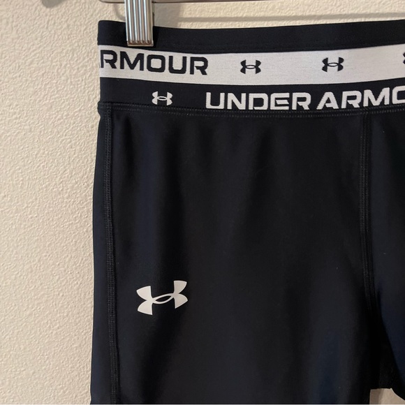 Under Armour HeatGear Armour Bike Shorts Black Compression Spellout 2022-XL - Picture 4 of 8